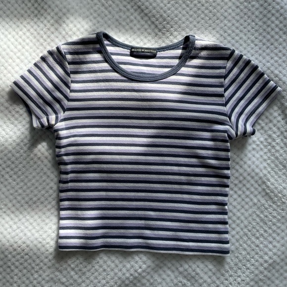 Chandail - Picture 1 of 2